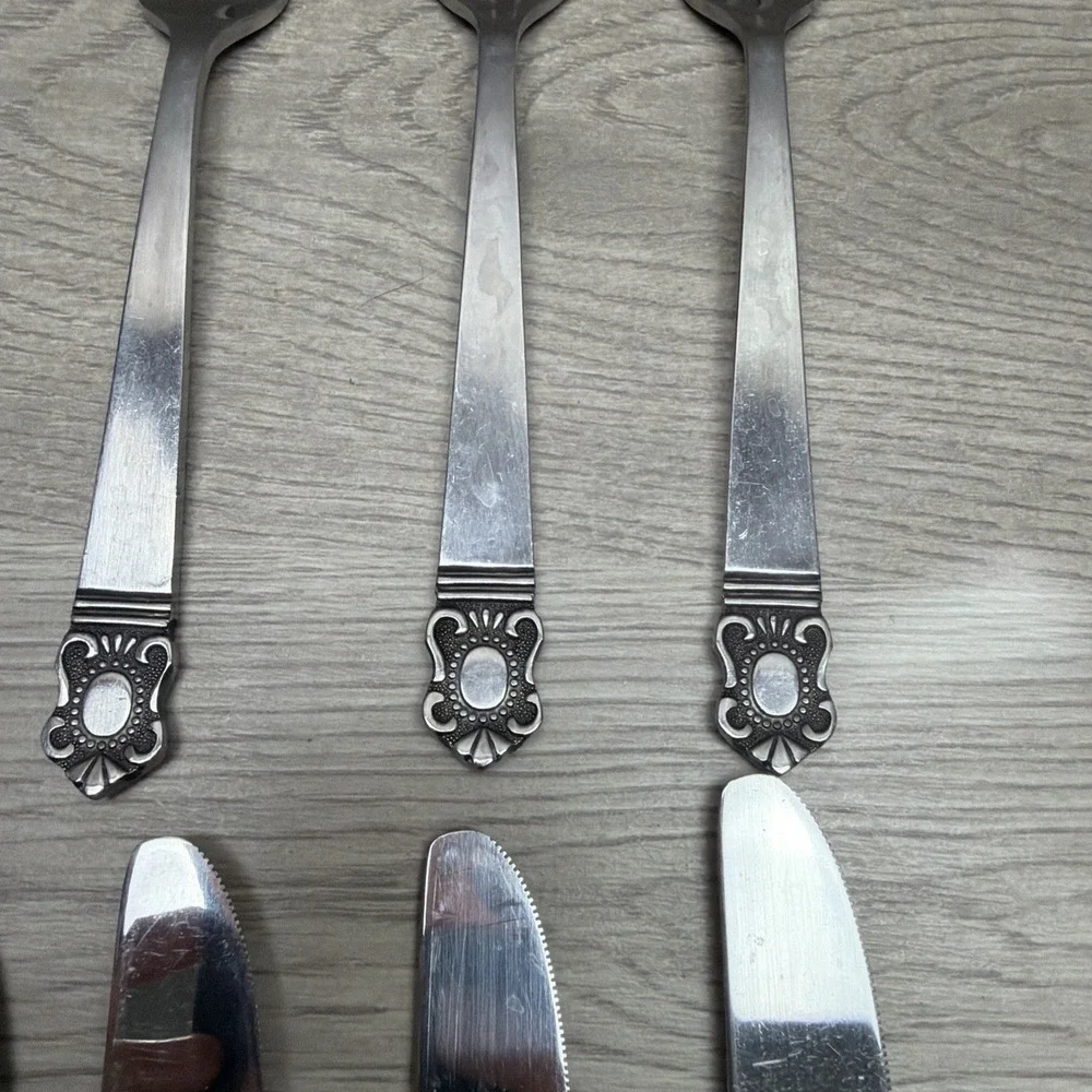 Vintage Stainless Steel Made In Japan Silverware Lot Of 6 Dinner Knifes, 5 Forks